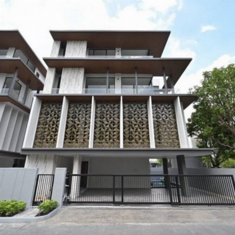 LV52423 ขาย บ้าน Luxury Pool Villa 3.5 ชั้น ARTALE อโศก-พระราม 9 พร้อมสระว่ายน้ำส่วนตัวทุกหลัง