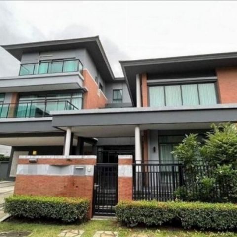 WW59F ขาย บ้านเดี่ยว หมู่บ้าน แกรนด์ บางกอก บูเลอวาร์ด พระราม 9 Grand Bangkok Boulevard Rama 9