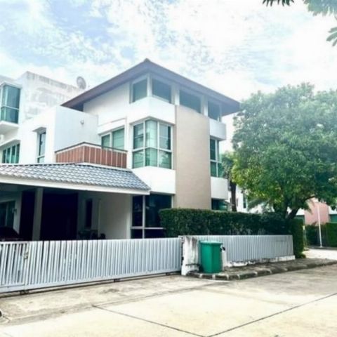WW159  ขาย บ้านใน โครงการเดอะสตาร์ เอสเตท พัฒนาการ (The Star Estate Pattanakarn 69) ,บ้านหลังมุม