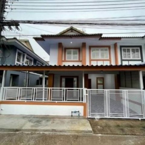 ให้เช่าทาวน์เฮาส์2 ชั้น หมู่บ้านพฤกษา13 ถ.เลียบคลองสาม รังสิต