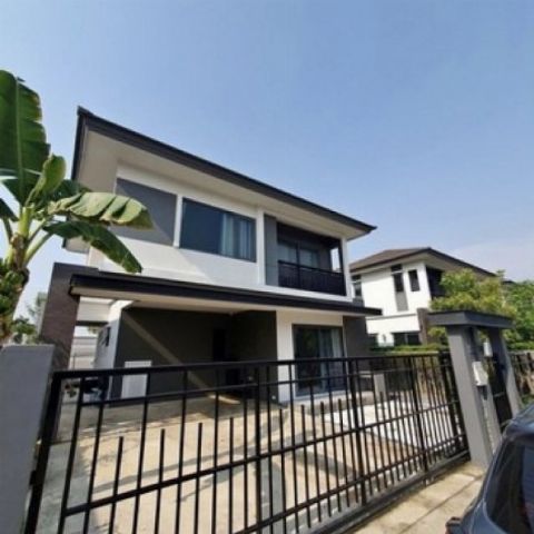 บ้าน บริทาเนีย กม.12 พ.ท. 50 ตร.ว. 3 BR 3 ห้องน้ำ ไม่ไกลจาก วิลเลจมาร์เก็ตสุวรรณภูมิ โรงพยาบาลจุฬารัตน์1 BIG SURPRISE!! สมุทรปราการ