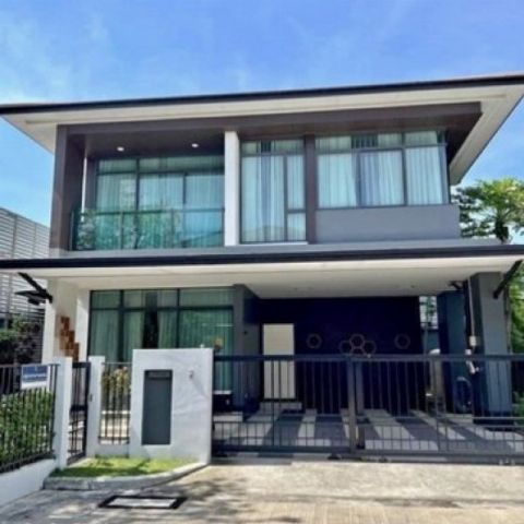 ให้เช่าบ้านเดี่ยวเศรษฐสิริ กรุงเทพกรีฑา พร้อมเฟอร์นิเจอร์ พร้อมโซล่าเซลล์ 5กิโลวัตต์ ใกล้โรงเรียนนานาชาติไบรท์ตัน