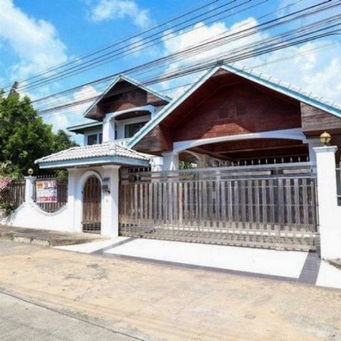 LVGr4261 ขายบ้านเดี่ยว 2 ชั้น หมู่บ้านสวนวลีแลนด์ 1 ซอย 3 ถนนเลี่ยงเมืองทับมา ติด Global house ระยอง