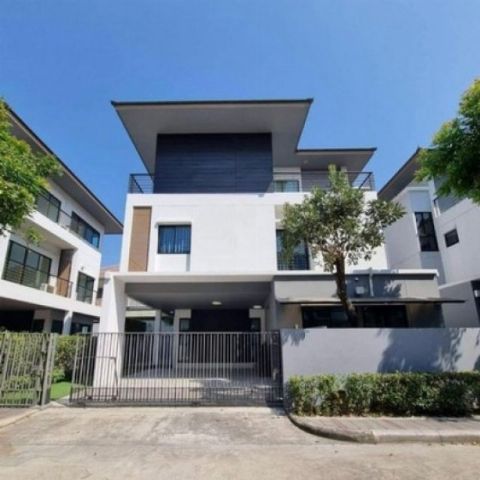 LV52503 ขาย บ้านเดี่ยว หมู่บ้าน ลุมพีนี สวนหลวง ร 9 ใกล้ Seacon Square และ Paradise Park