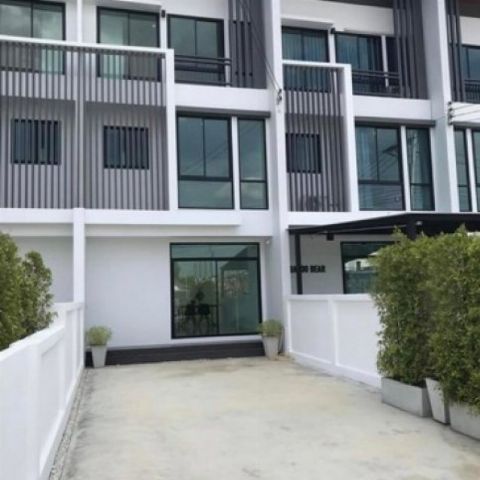 LV52525 ให้เช่า Townhome 3 ชั้น โครงการ Cozy สตรีวิทยา 2 ซอย 23 ใหม่เอี่ยม ลาดพร้าว กรุงเทพมหานคร