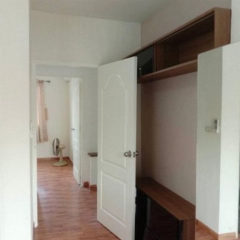 LV52531 ให้เช่า ทาวน์เฮาส์ 3 ชั้น พร้อมมุมหลังบ้านนั่งชิล ใกล้ BTS บางจาก
