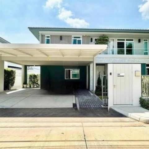 LV52586 ขาย บ้านเดี่ยว 2 ชั้น โครงการ มัณฑนา บางนา-วงแหวน (Mantana Bangna - Wongwaen)