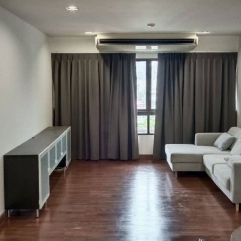 For Rent  : บ้านเพลินจิต คอนโดใจกลางเมือง  พื้นที่ใหญ่จุใจ  102 ตร.ม. ค่าเช่า 38,000 บาท  พร้อมอยู่  ใกล้ BTS นานา BTS เพลินตจิต