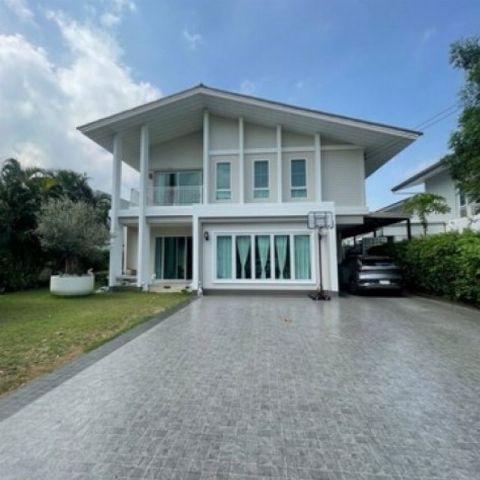 LVPU52727 ให้เช่า บ้านเดี่ยว 2 ชั้น โครงการ ฮาบิเทีย โมทีฟ ปัญญาอินทรา (Habitia Motif Panyaintra) อยู่ใกล้กับโรงเรียนสาธิตพัฒนา