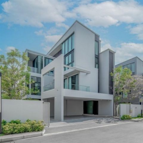 LV52784 ให้เช่า บ้านเดี่ยว Vive2 กรุงเทพกรีฑา (หลังโรงเรียน Wellington) ตกแต่งพร้อมอยู่