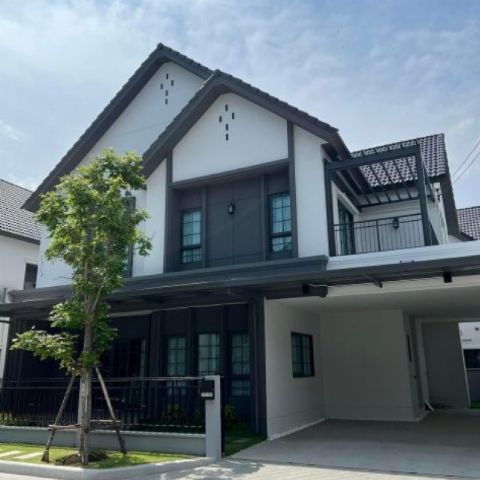 LV52782 ให้เช่า บ้านเดี่ยว CENTRO บางนา กม.7 ใกล้เมกะบางนา และทางด่วนบูรพาวิถี