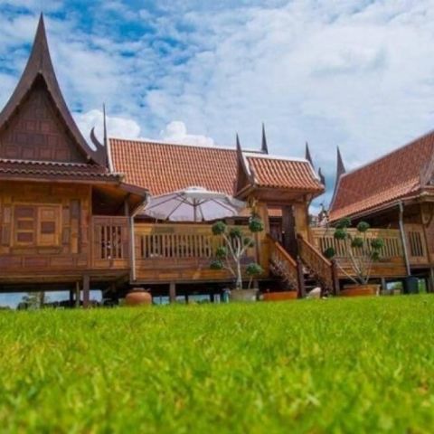 LV52804 ขาย กิจการรีสอร์ต พร้อมบ้านทรงไทยและ อาคารอเนกประสงค์ ใกล้ชายหาดสวนสนระยอง