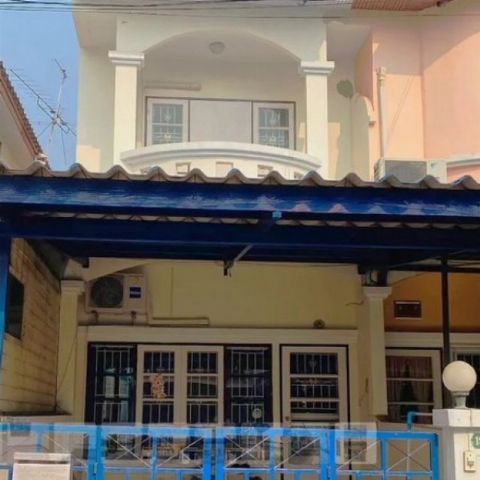 ขายทาวน์เฮ้าส์ 3 ห้องนอน ในสุเทพ จ.เชียงใหม่  ทำเลที่ดีเยี่ยม  เดินทางสะดวก