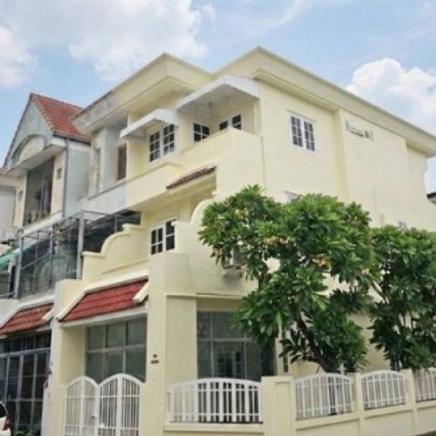 รหัสC7139 ให้เช่าทาวน์โฮม 3ชั้น ย่านลาดพร้าวโชคชัย 4 บ้านหลังมุม เหมาะทำโฮมออฟฟิศและพักอาศัย
