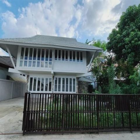 P3305 ให้เช่าบ้าน 2 หลัง เชื่อมกัน 97 ตรว. 4 ห้องนอน รีโนเวทเสร็จใหม่ บ้านทรงสวย เนื้อที่กว้าง นวมินทร์ 40
