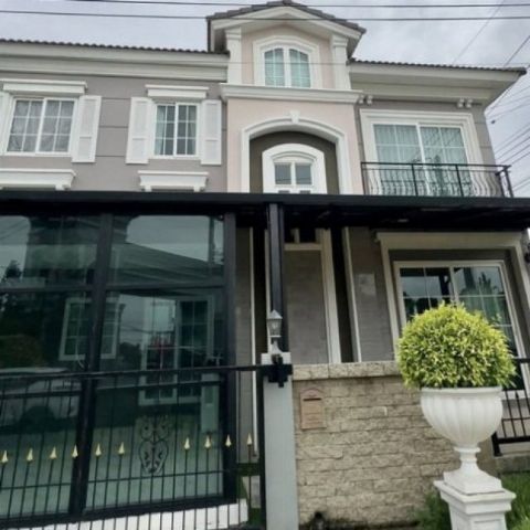ขายบ้านเดี่ยว 2 ชั้น 2 หลังติดกันสไตล์ยุโรป 8 ห้องนอน Prestige พระราม 9-กรุงเทพกรีฑา บ้านเดี่ยวฟังก์ชันคุ้ม ใกล้รถไฟฟ้าและสนามบิน