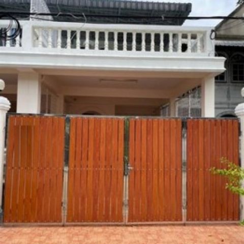 HR 9959 ให้เช่าทาวน์เฮาส์ 2ชั้น ซอยอุดมสุข51 ถนนสุขุมวิท103 ใกล้ รถไฟฟ้าสายสีแหลือง และBTSอุดมสุข