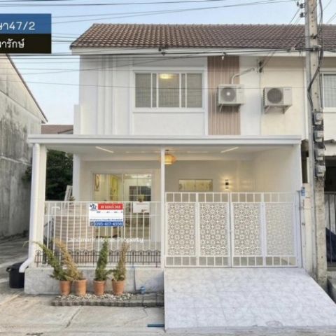 lN-107 ขายทาวน์โฮม 2 ชั้น พฤกษา47/2 เทพารักษ์ บางเมือง พื้นที่ 16.2 ตรว 3 นอน 3น้ำ บ้านรีโนเวทใหม่ทั้งหลัง ตกแต่งพร้อมเข้าอยู่