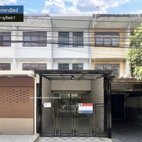 lN-106 ขายอาคารพาณิชย์ 3 ชั้น ซอยประชาอุทิศ87 รีโนเวทใหม่ สไตล์โมเดิร์น ทำเลดี เดินทางสะดวก พื้นที่ 19 ตรว 3 โถง 2 ห้องน้ำ