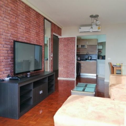คอนโดมิเนียม วิคตอเรีย เลควิว Victoria Lakeview 58 ตรม 2000000 บาท   ทำเล-ดี