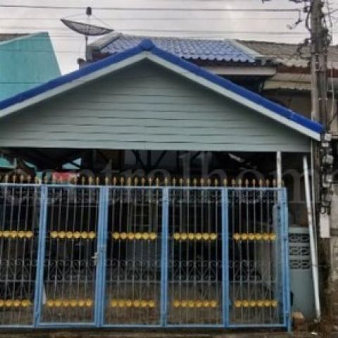 บ้านแฝด ซอยวัดใหม่ผดุงเขต นนทบุรี ทำเลดี ใกล้ MRT สถานีตลาดบางใหญ่ 