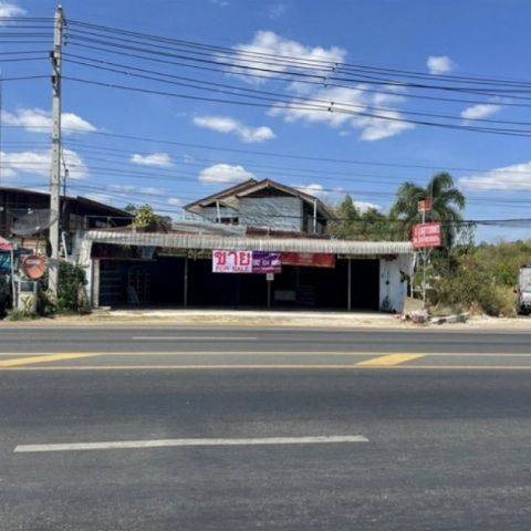 บ้านหัวมุม 93 ตร.ว. ติดถนนใหญ่ ทล.217    อ.พิบูลมังสาหาร จ.อุบลราชธานี