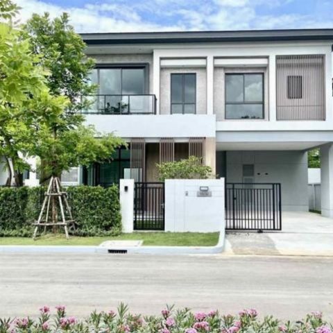 HR 9973 ให้เช่าบ้านเดี่ยว 4 ห้องนอน เฟอร์นิเจอร์ครบ บางกอก บูเลอวาร์ด บางนา กม 5 ใกล้เมกาบางนา