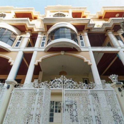 BH4049 ให้เช่า Luxury Townhome 5 ชั้น ทองหล่อ 25 บ้านหรู Fully Furnished พร้อม Rooftop Jacuzzi ใจกลางสุขุมวิท