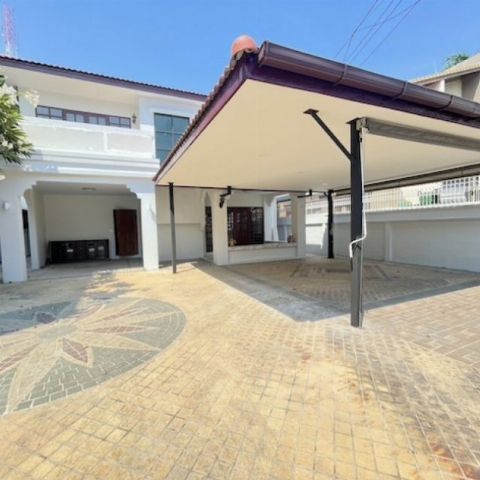 BH4068 ให้เช่าบ้านเดี่ยว จิตรลดา ซอยสุจริต 2 เขตดุสิต ใกล้พระราชวังดุสิต เหมาะอยู่อาศัยหรือทำธุรกิจ R&B