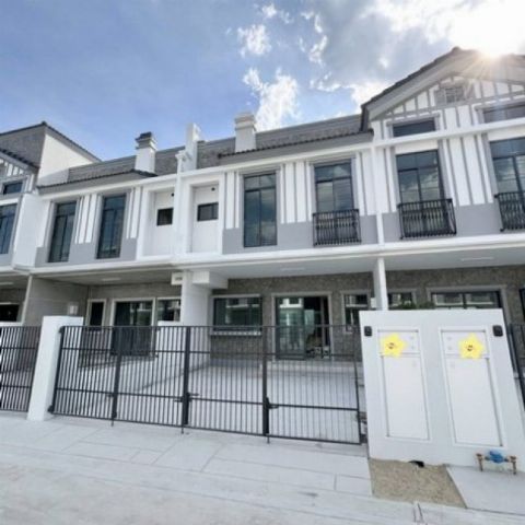 ให้เช่าทาวน์โฮม 2 ชั้น 3 ห้องนอน วิลลาจจิโอ 3 ศรีนครินทร์-บางนา Villaggio 3 Srinakarin-Bangna ใกล้เมกะบางนา