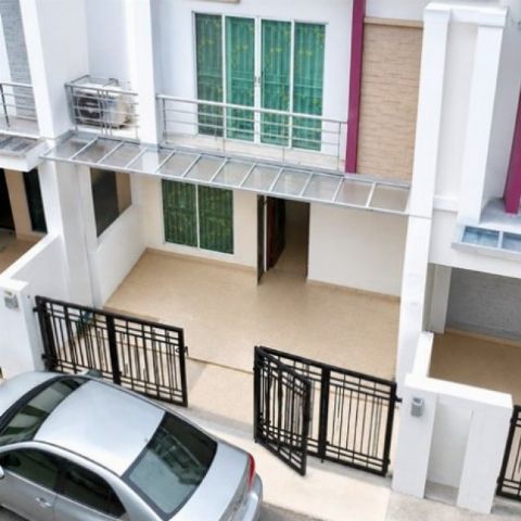 ARLบ้านทับช้าง 1กม.  3นอน สี่แยกประเวศ อ่อนนุช-พระราม 9 4แอร์ เดินทางสะดวก  ใกล้รร.สุเหร่าทับช้าง 900 ม.สวนสาธารณะ