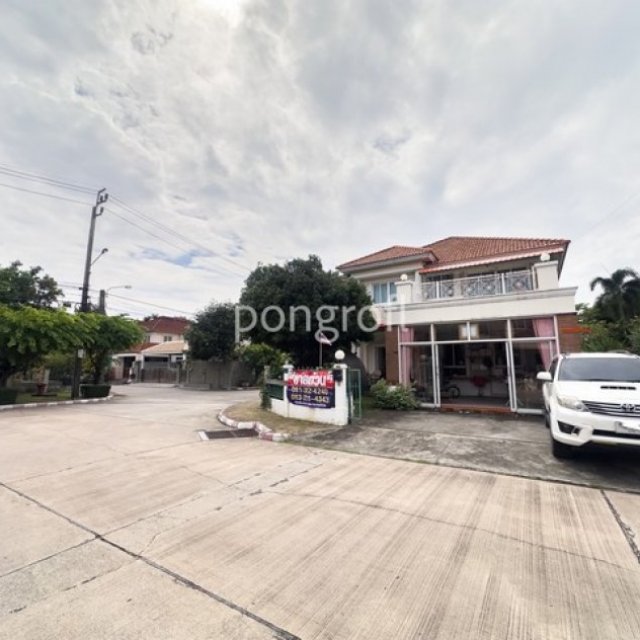 ขายบ้านเดี่ยวหลังมุม หมู่บ้านชวนชื่น วงแหวน-อ่อนนุช เนื้อที่ 75 ตร.ว. พร้อมเข้าอยู่