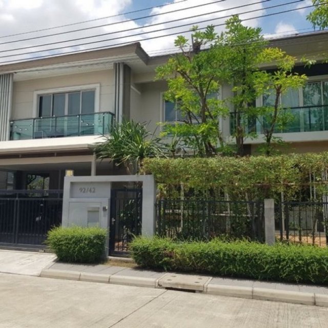 ขายบ้านเดี่ยวหรูหลังใหญ่ด่วน! เดอะ ปาล์ม แจ้งวัฒนะ-ชัยพฤกษ์ (บางตะไนย์ ปากเกร็ด) นนทบุรี